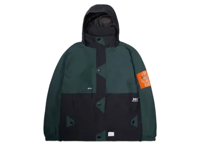 W TAPS × Helly Hansen Bow Jacket "Green"