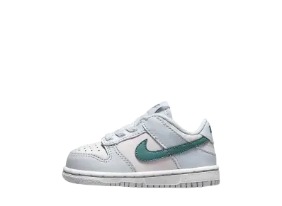 ナイキ TD ダンク ロー "ミネラルティール"(キッズ)