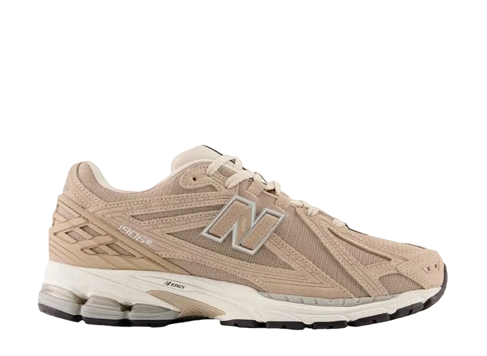 ニューバランス 1906R "マインドフル グレイ"