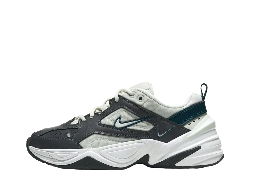 ナイキ ウィメンズ エムツーケー テクノ "ダーク グレイ"