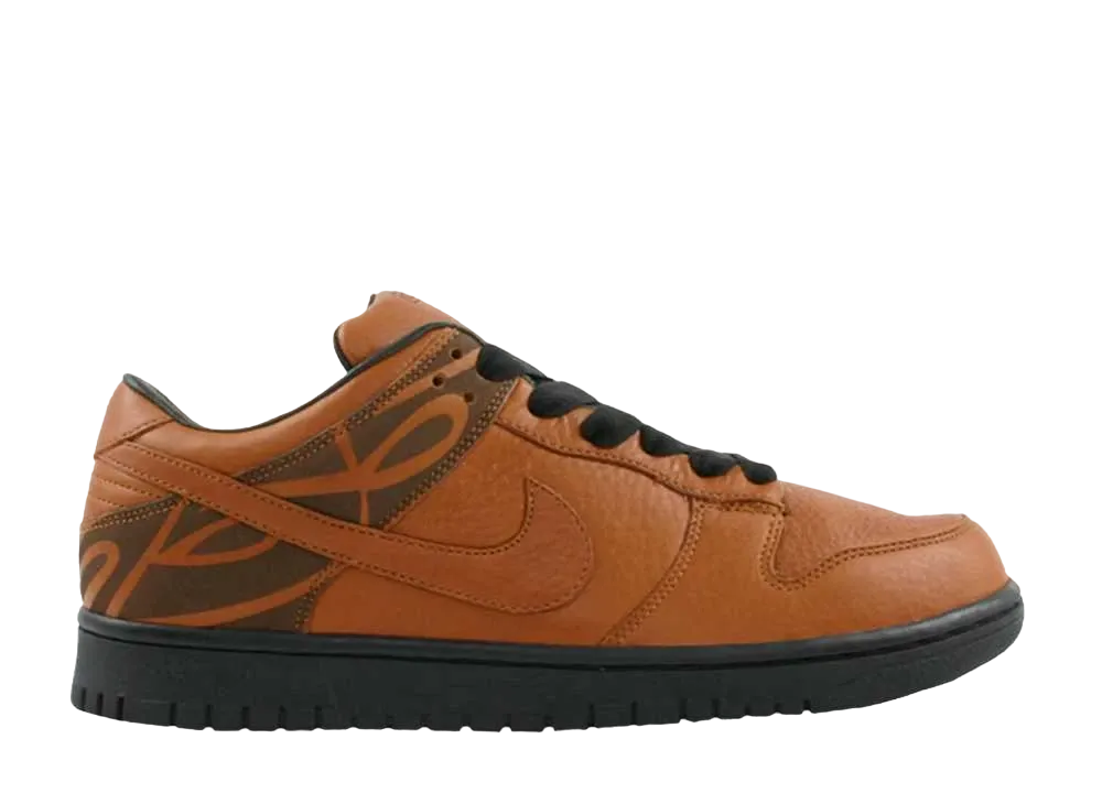 ナイキ ダンク ロー プレミアム "デズモンド"