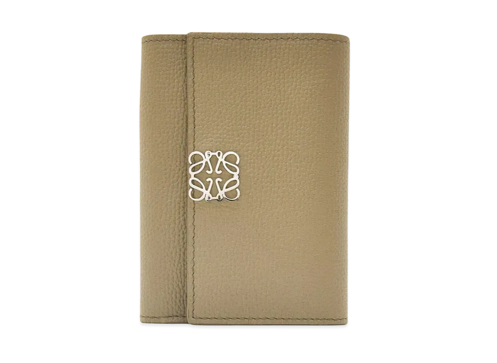 LOEWE Anagram Small Vertical Wallet In Pebble Grain Calfskin "Artichoke Green"