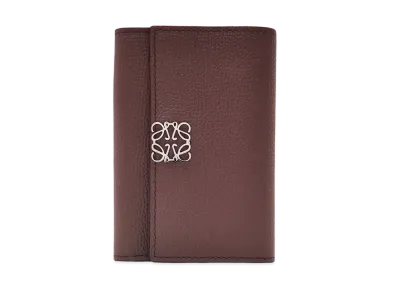 LOEWE Anagram Small Vertical Wallet In Pebble Grain Calfskin "Burgundy"