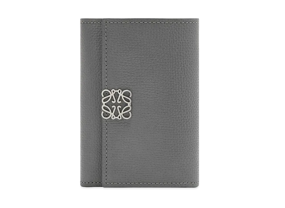 LOEWE Anagram Small Vertical Wallet In Pebble Grain Calfskin "Asphalt Grey"