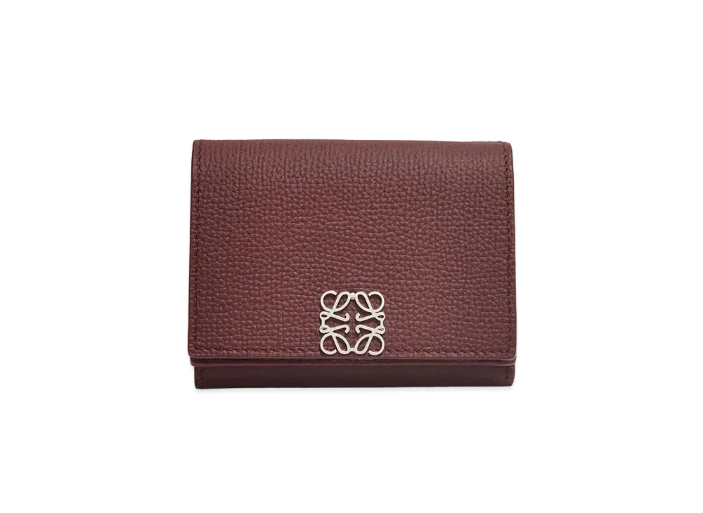 LOEWE Anagram Trifold Wallet In Pebble Grain Calfskin "Burgundy"