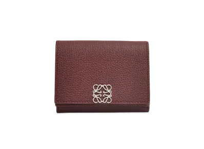 LOEWE Anagram Trifold Wallet In Pebble Grain Calfskin "Burgundy"