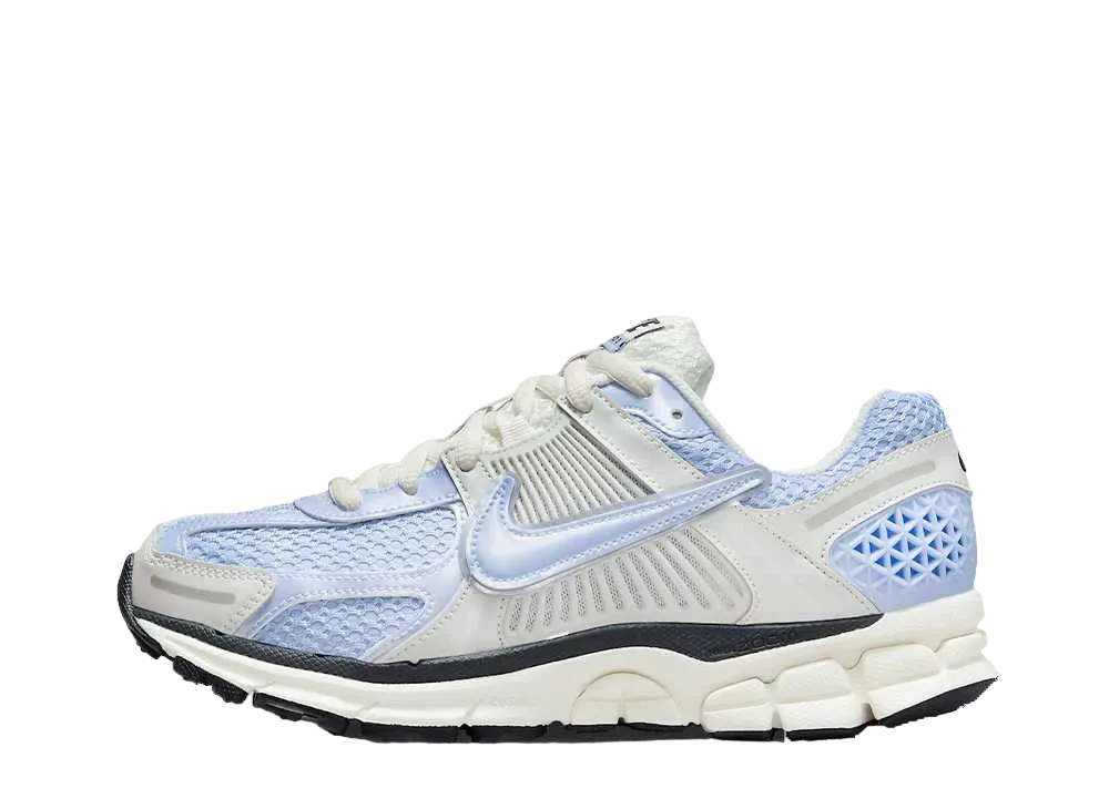 ナイキ ウィメンズ ズーム ボメロ5 "ロイヤルティント"