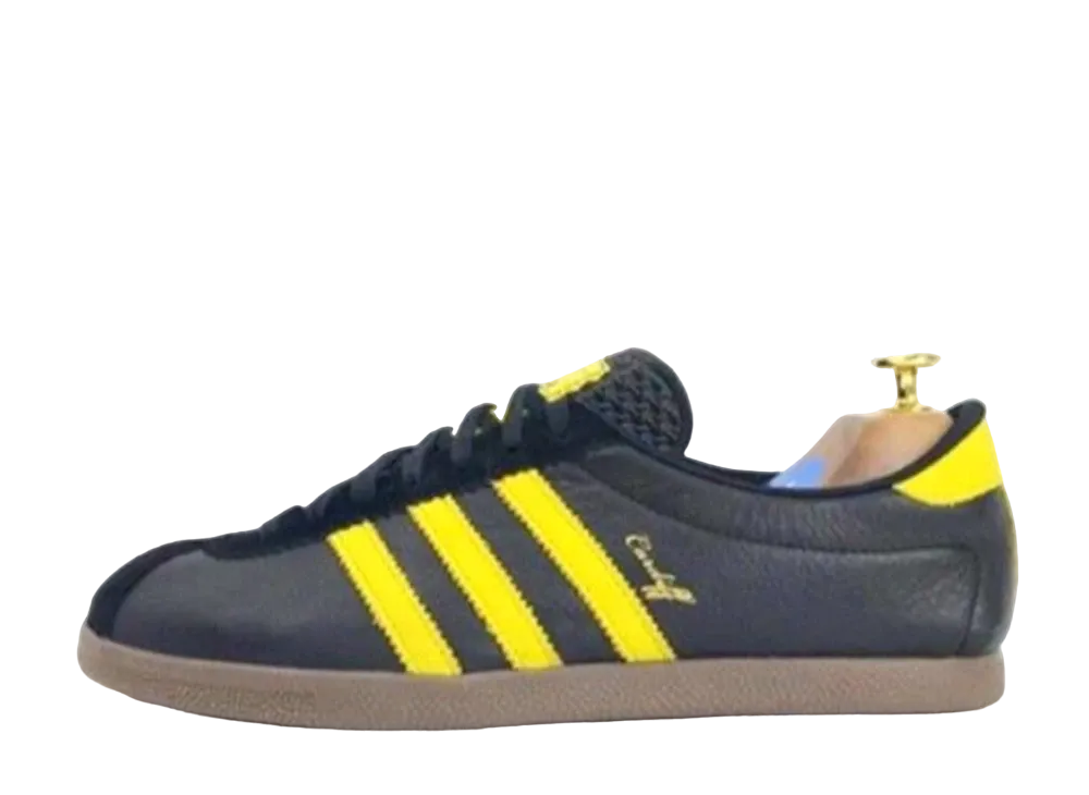 サイズ? × アディダス オリジナルス カーディフ