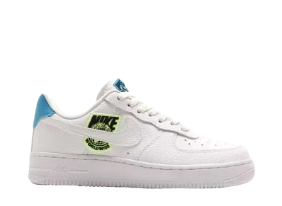 ナイキ ウィメンズ エアフォース1 ロー '07 "ホワイト ブルー ボルト"