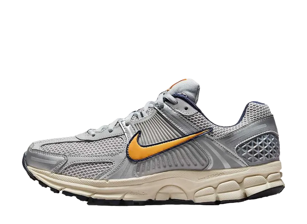 Nike Zoom Vomero 5 "Pure Platinum and Laser Orange"