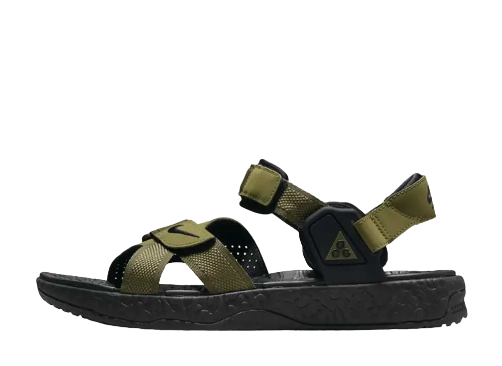 ナイキ ACG エアデシューツ+ "ピルグリム/ブラック"