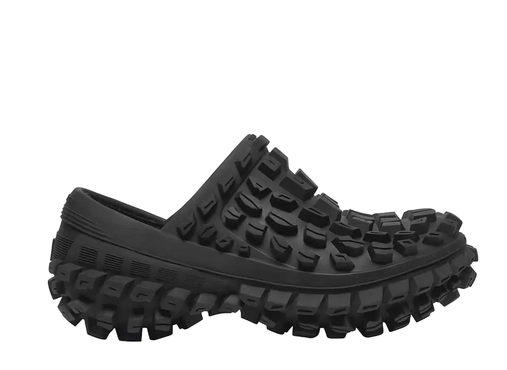 バレンジアガ ディフェンダー クロッグ "ブラック ラバー"