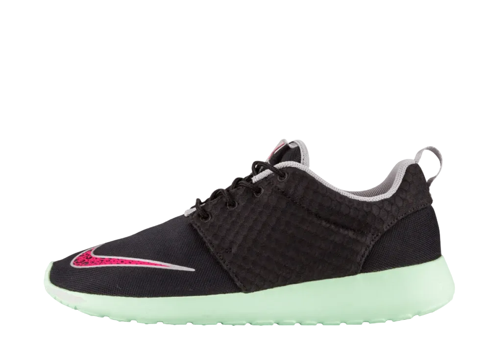 ナイキ ローシ ラン FB イージー "ブラック"