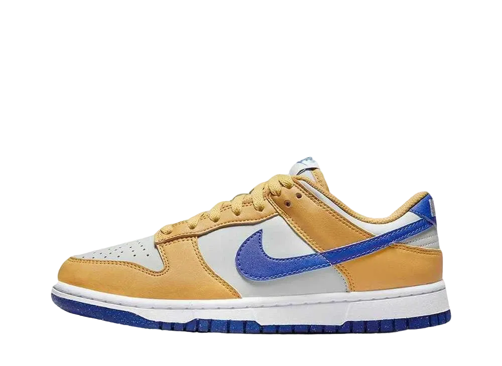 ナイキ ウィメンズ ダンク ロー ネクストネイチャー "ウィートゴールド"