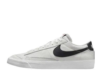 Nike Blazer Low '77 SE "Light Bone/Black"