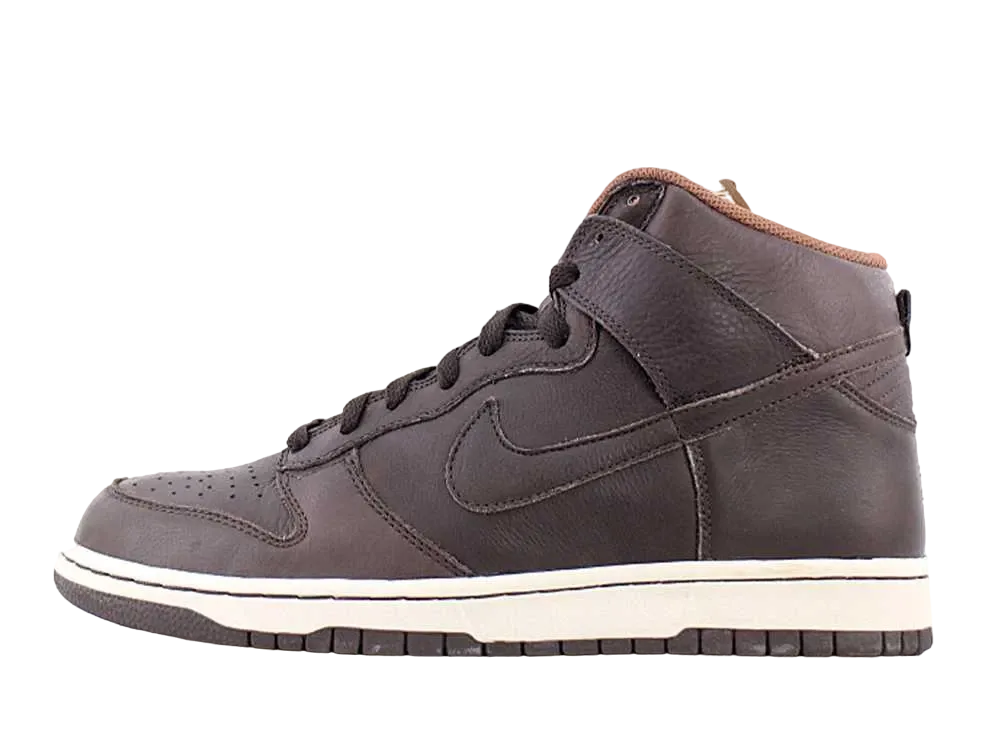 ナイキ ダンク ハイ プレミアム "ブラウン"