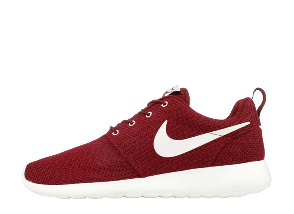 ナイキ ローシ ラン "チーム レッド"