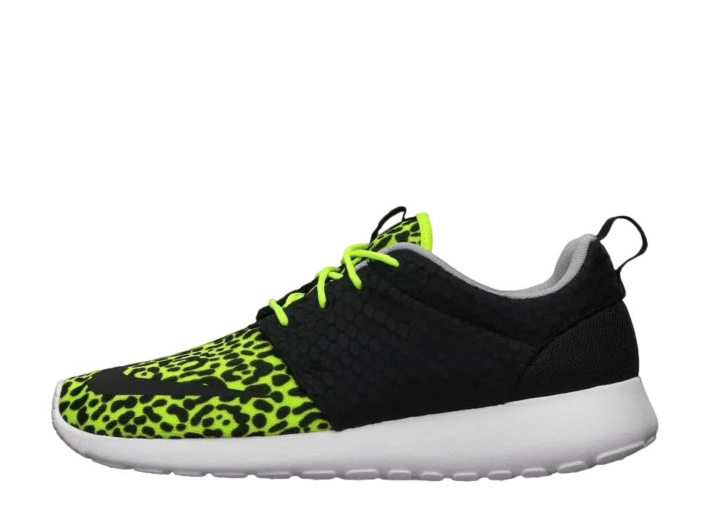 ナイキ ローシ ラン "ボルト レオパード"