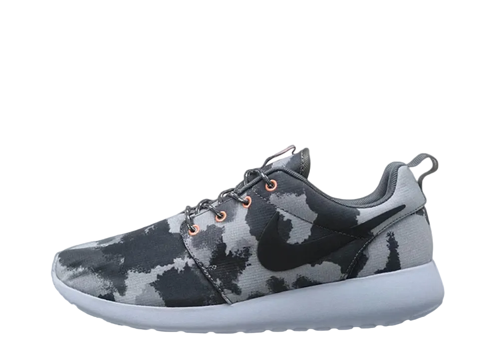 ナイキ ウィメンズ ローシ ラン "プリント カモ スレイト ネイビー"