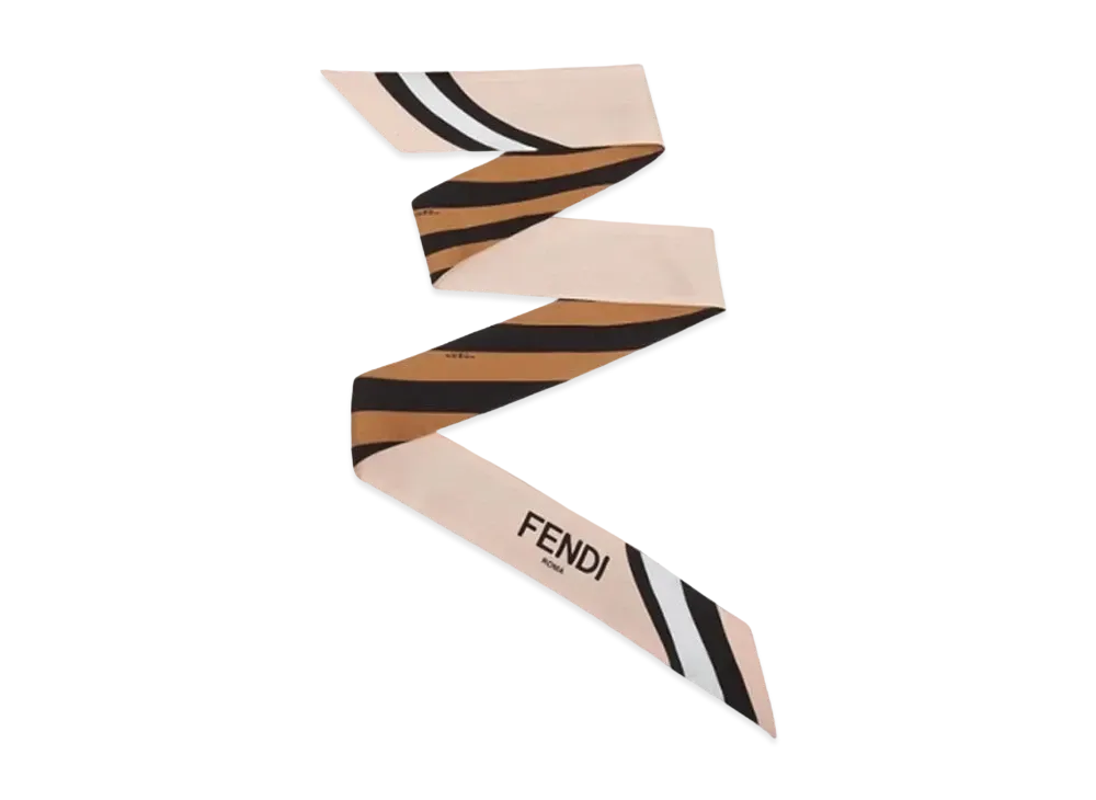フェンディ ラッピー シルク バンドゥ フェンディ ラッピー シルク バンドゥ