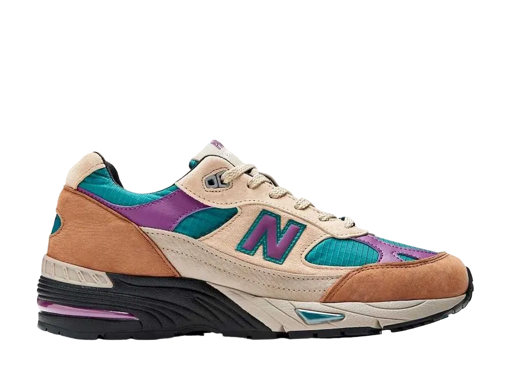Palace × New Balance 991 "Taupe"