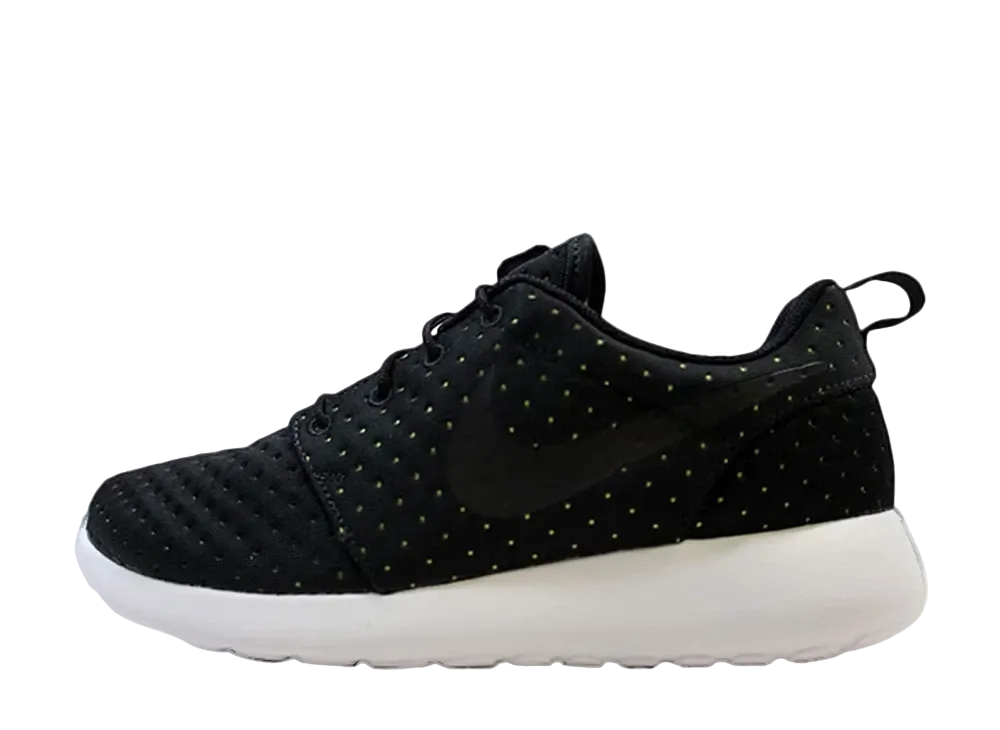 ナイキ ローシ ワン SE "ブラック/ブラック ボルト"