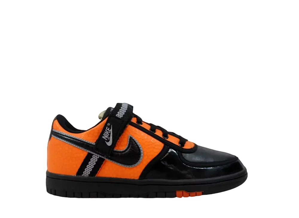 ナイキ GS バンダル ロー "オレンジ ブレイズ"