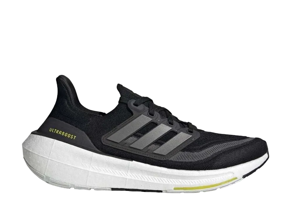 アディダス ウルトラブーストライト "コアブラック/グレーシックス/フットウェアホワイト"