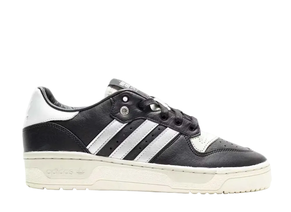 アディダス ライバルリー ロー コンソーシアム "ブラックシルバーメタリック"