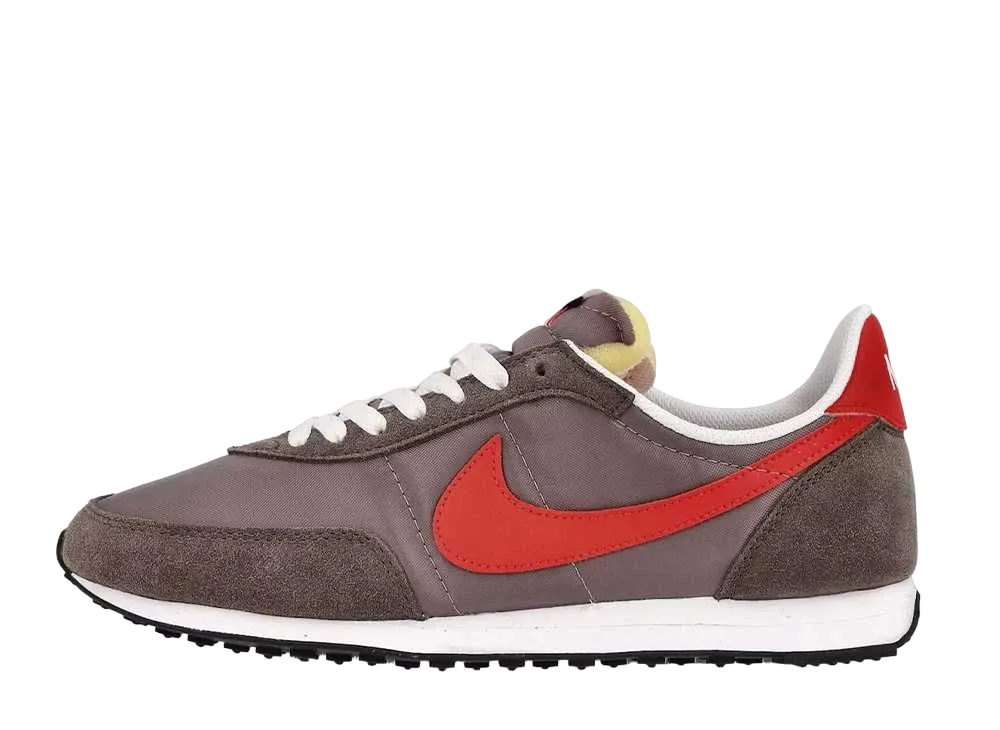 Nike Waffle Trainer 2 "Moon Fossil Team Orange"