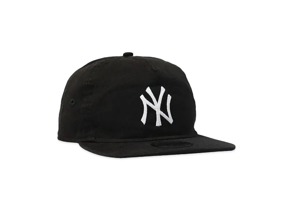 NEW ERA x URBAN OUTFITTERS NY YANKEES - GOLFER "BLACK"