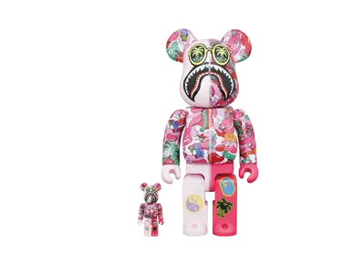 Bearbrick Steven Harrington X BAPE(R) SHARK PINK 100% & 400%