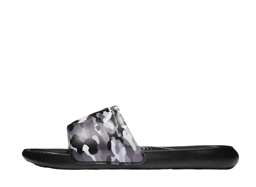 ナイキ ビクトリー ワン スライド "ブラック/グレー"