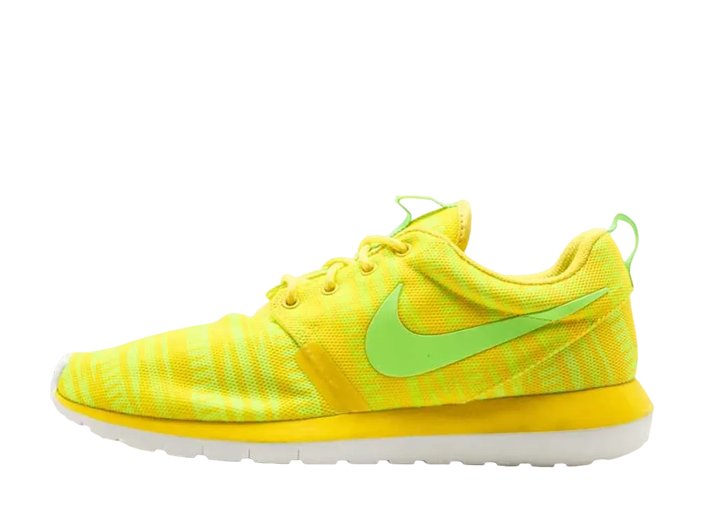 ナイキ ローシ ラン NM ブリーズ "クロームイエロー/エレクトリックグリーン"