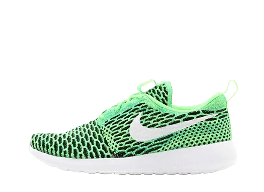 Nike Women's Roshe One Flyknit "Voltage Green/White/Lucide Green"