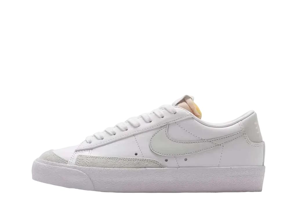 ナイキ ウィメンズ ブレーザー '77 "ホワイト/フォトンダスト"