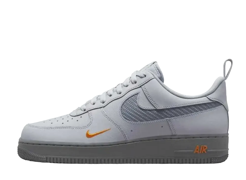 ナイキ エアフォース1 ロー "ウルフグレー/キンカン"