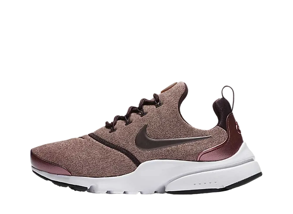 ナイキ ウィメンズ エアプレスト フライ "ポートワイン"