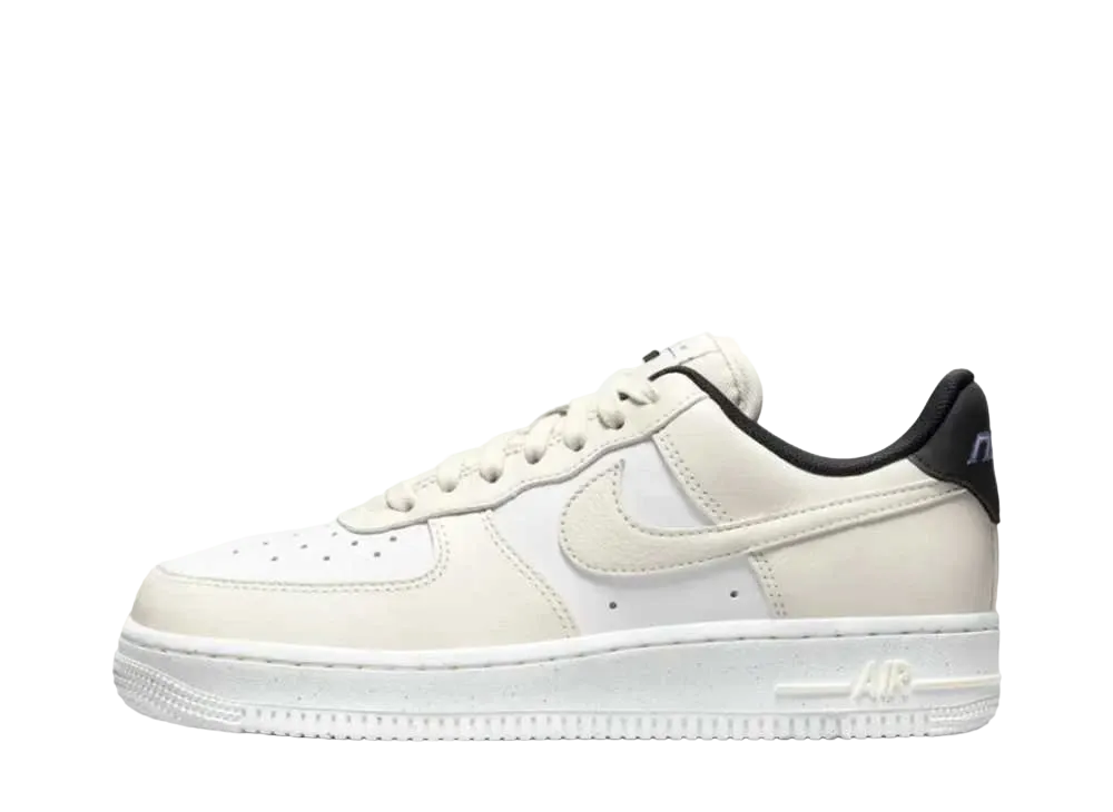 ナイキ ウィメンズ エアフォース1 ロー "ココナッツミルク"