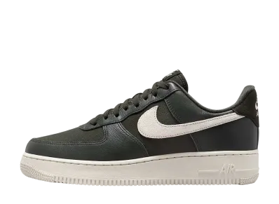 ナイキ エアフォース1 '07 LX NBHD "セコイア/ライトオールウッドブラウン"