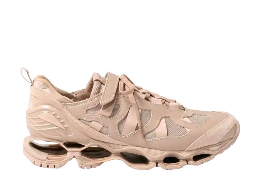 ビューティフルピープル × ミズノ ウェーブ プロフェシー LS "サンドベージュ"