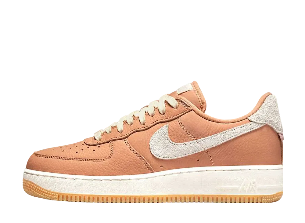 ナイキ エアフォース1 '07 クラフト "ライトコニャック"