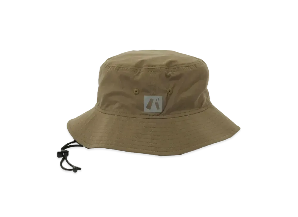 NEW ERA x BANANAMAN Reflector Hat "Khaki"