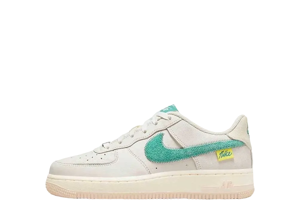 ナイキ GS エアフォース1 ロー テスト オブ タイム "セイル/グリーン"