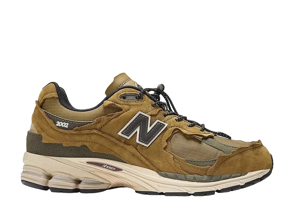 New Balance 2002R Protection Pack "High Desert/Dark Moss-Black"