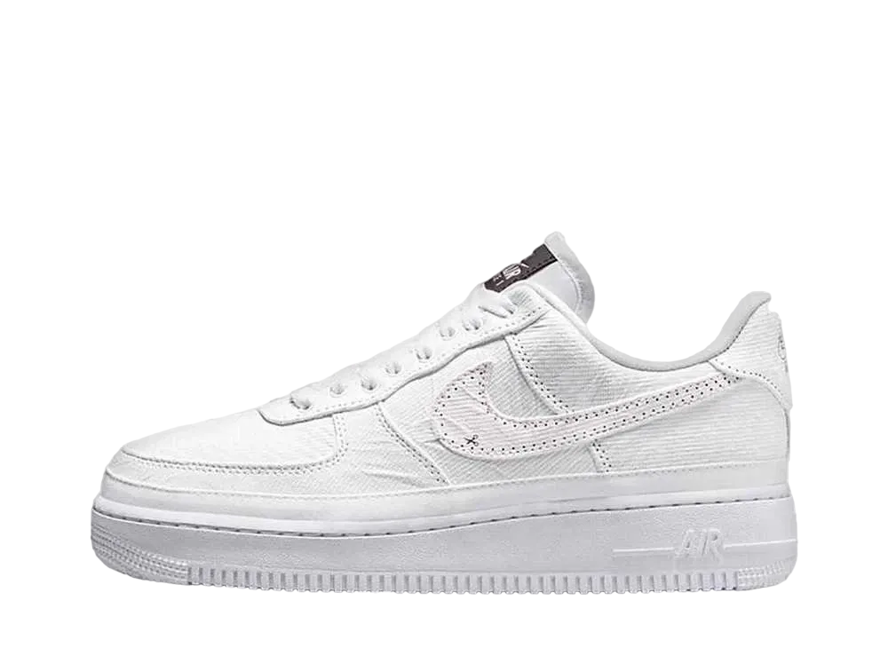 ナイキ ウィメンズ エアフォース1 ロー プレミアム "ファウナブラウン/アークティックパンチ"