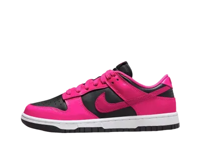 ナイキ ウィメンズ ダンク ロー "フィアスピンク/ブラック/ファイヤーベリー"