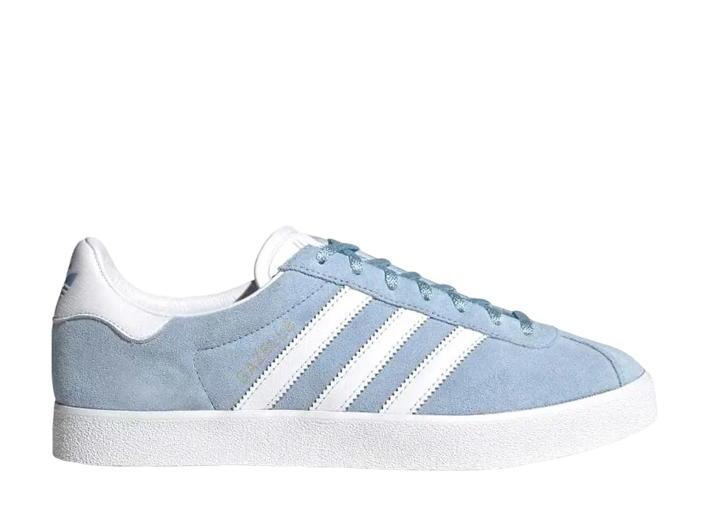 アディダス オリジナルス ガゼル85 "クリアスカイ/フットウェアホワイト/ゴールドメタリック"