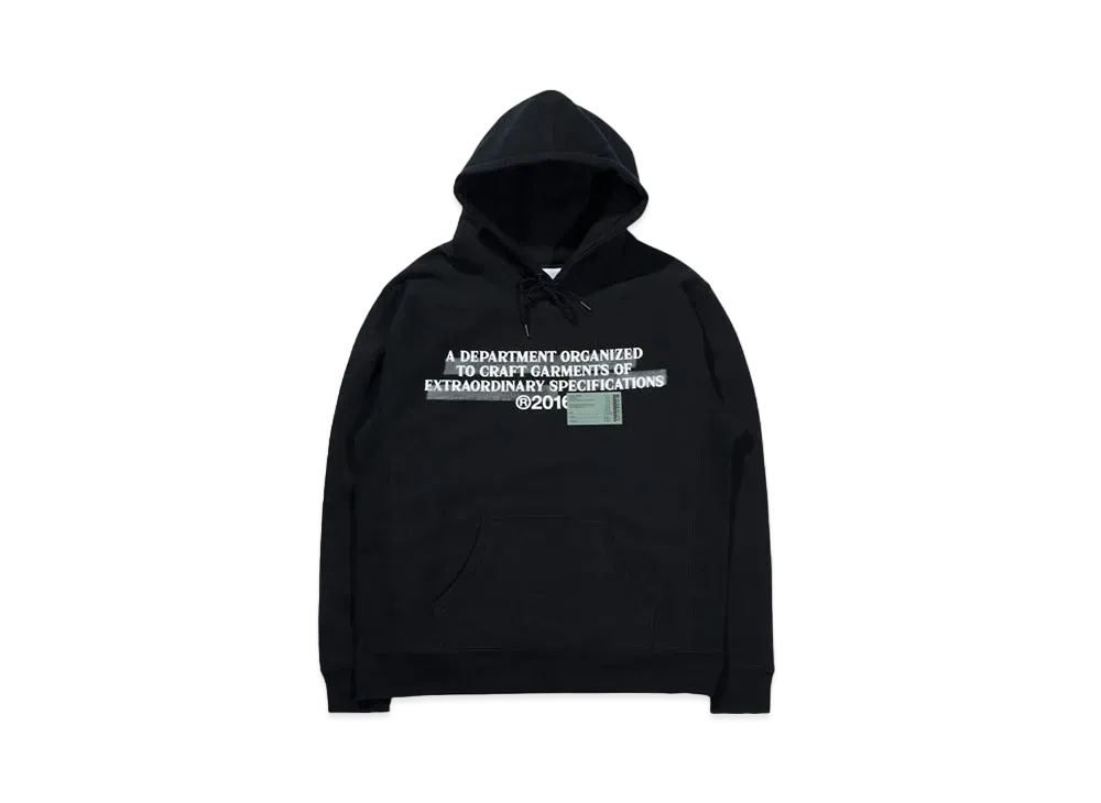 Poliquant THE COVERED EXPOSITORY LABELS HOODED SWEATSHIRT "BLACK"