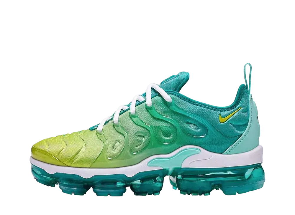 Nike Women's Air Vapormax Plus "Spirit Teal/Tropical Twist"